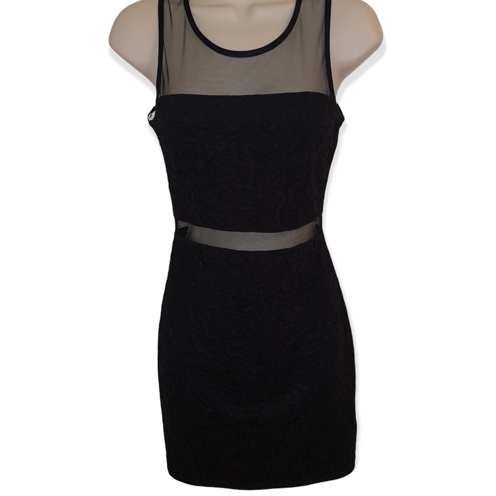 ✨ FOREVER 21 BODYCON SHEER WAIST NIGHT OUT DRESS - SMALL